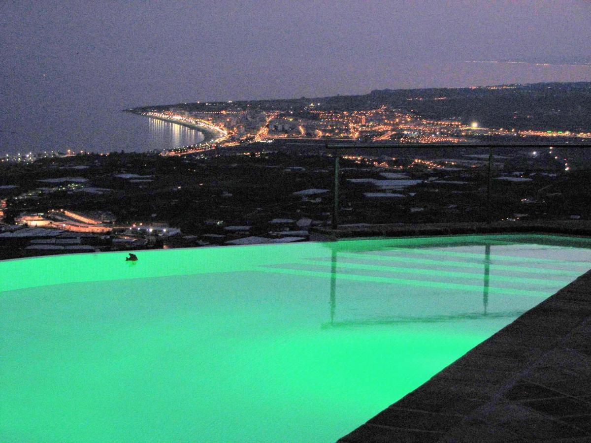 Villa Perla Blanca Саялонга Экстерьер фото